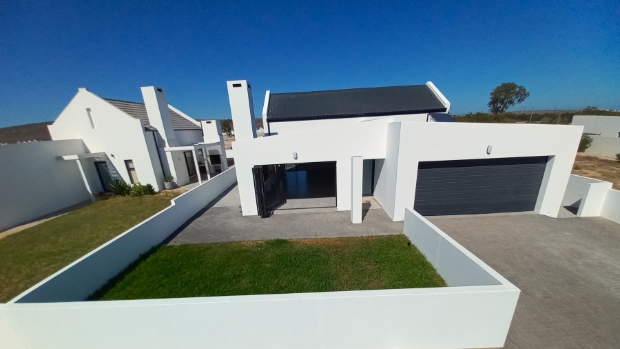 3 Bedroom Property for Sale in Brittania Beach Estate Western Cape